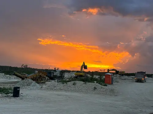 Materiales de construcción y agregados de Banco de Agregados La Escondida en Puerto Aventuras